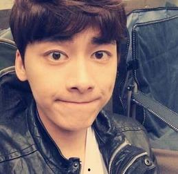 李易峰吃瓜娱乐圈,揭秘明星幕后故事